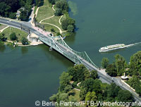 Glienicker Br&uuml;cke